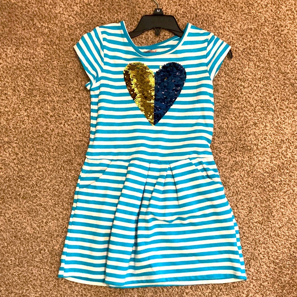 Cat and Jack Girls size 7/8 Flip-sequin Dress